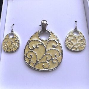 Set of 2 Pendant and Earrings Set Silver-tone‎ Yellow Enamel